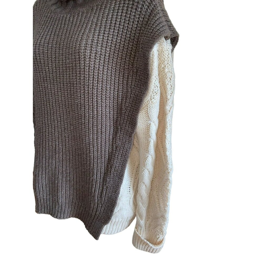 Davi & Dani Two-Tone Chunky Turtleneck Sweater Si… - image 3